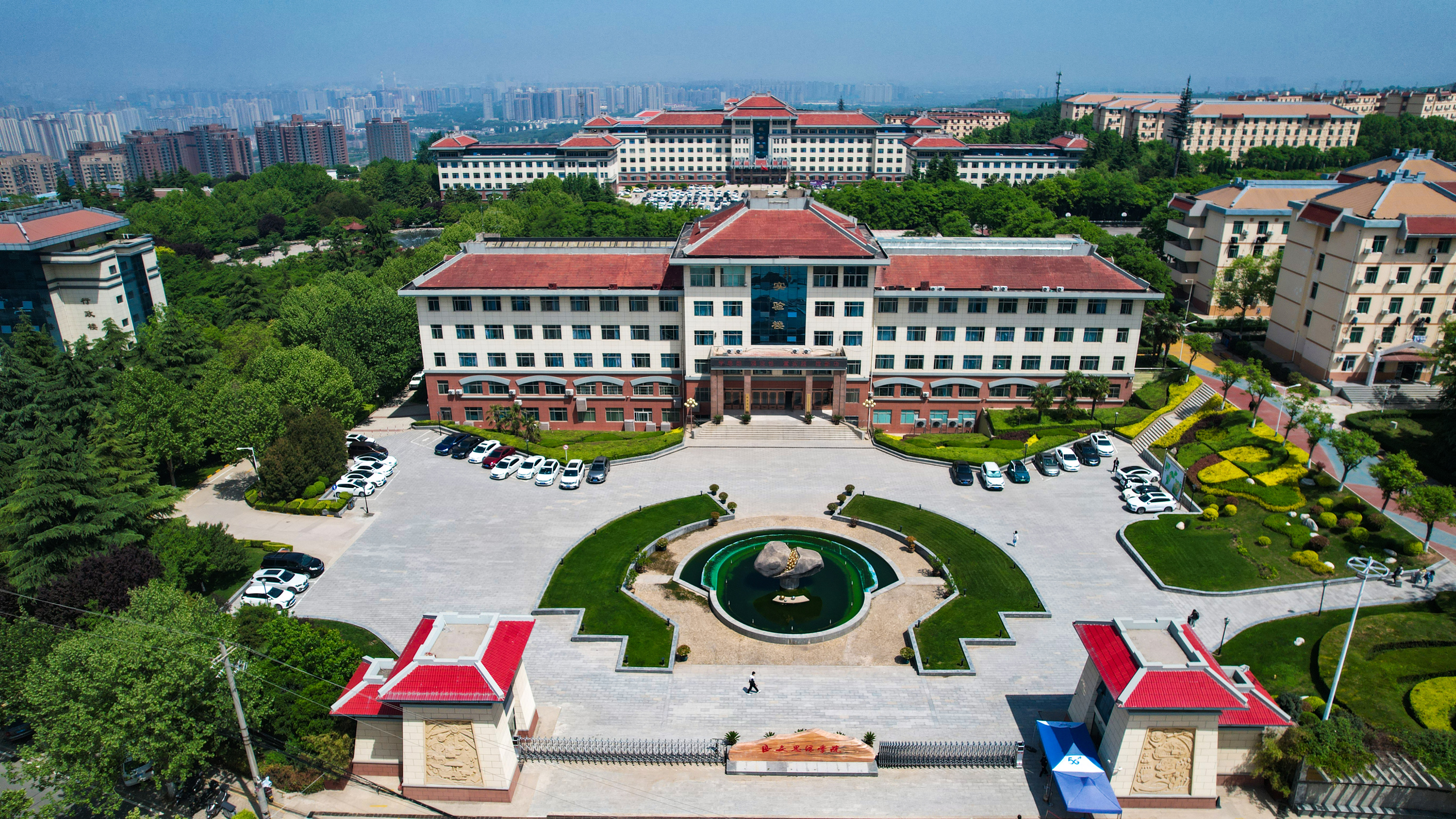思源图库支持动画切换排序点击放大切换下一张 思源图库支持动画切换排序点击放大切换下一张