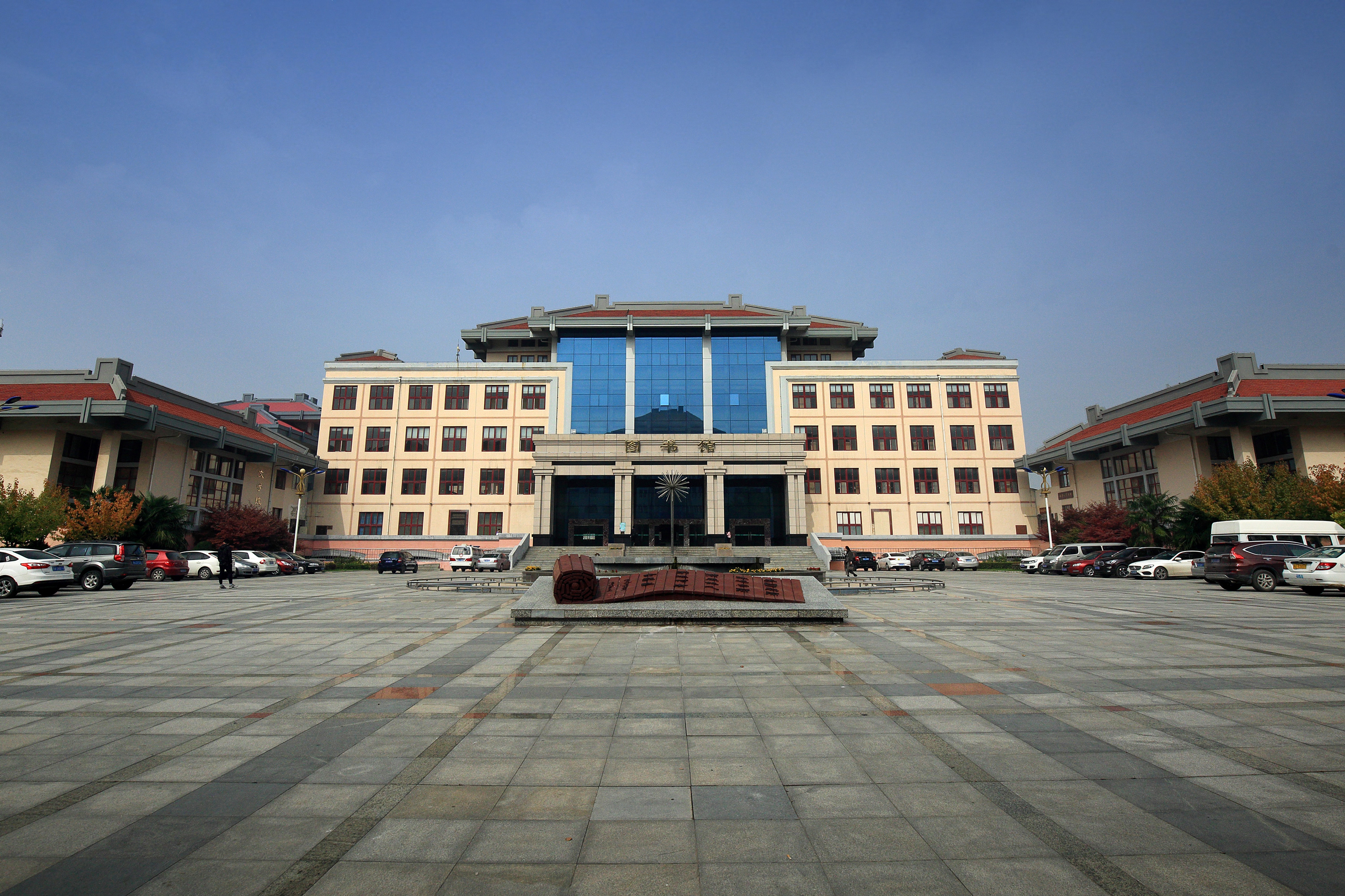 思源图库支持动画切换排序点击放大切换下一张 思源图库支持动画切换排序点击放大切换下一张