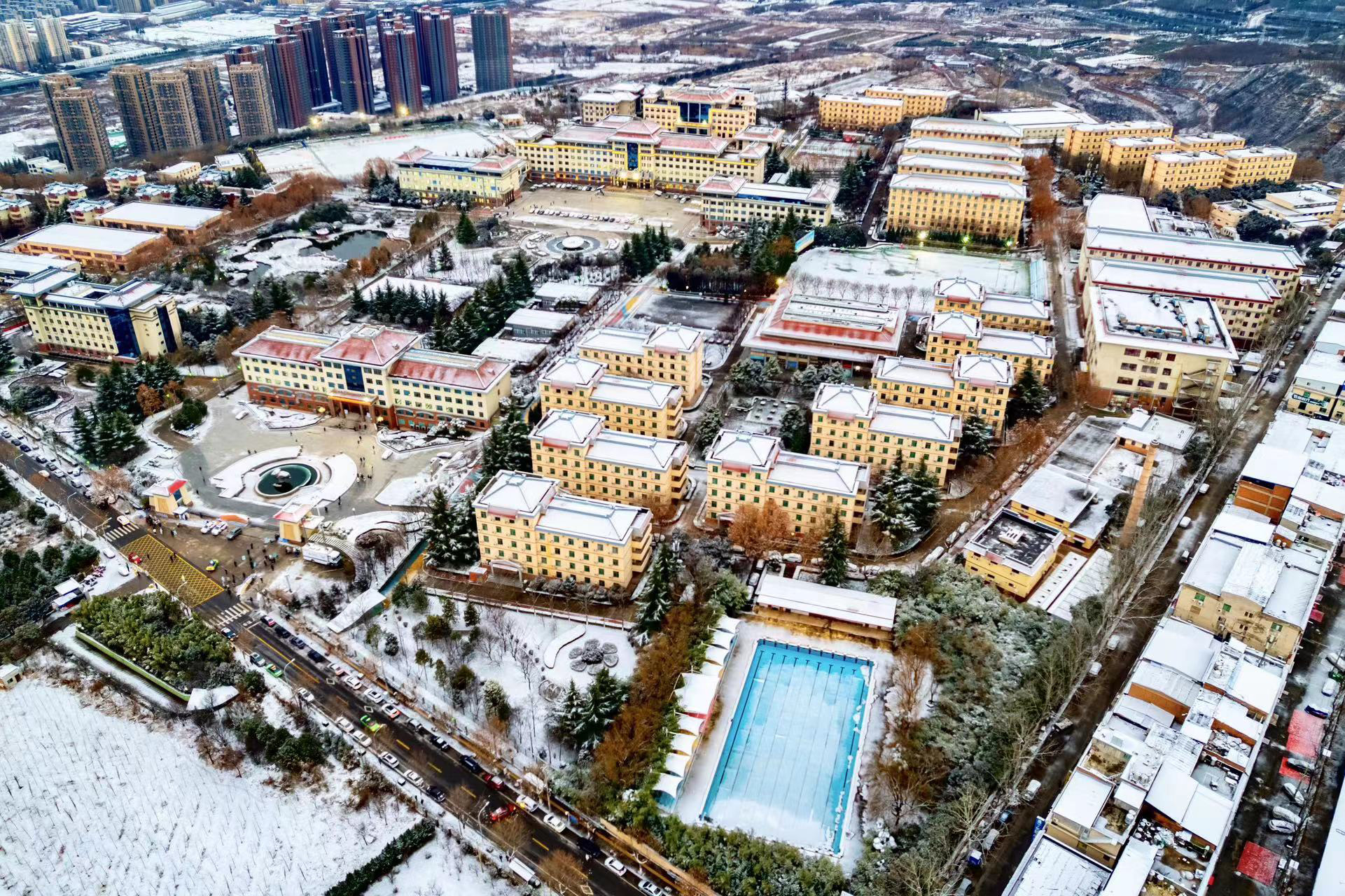 思源图库支持动画切换排序点击放大切换下一张 思源图库支持动画切换排序点击放大切换下一张