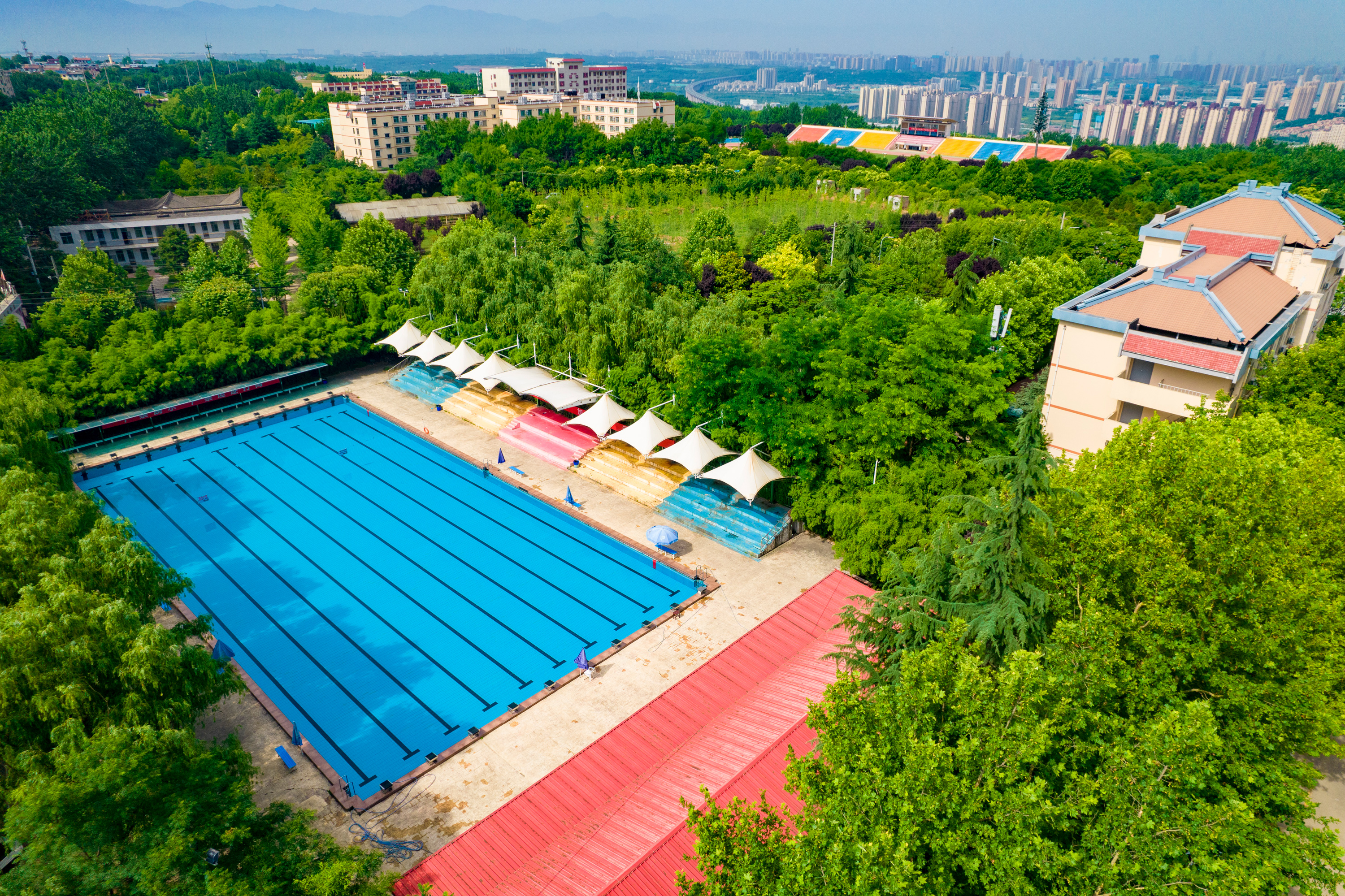 思源图库支持动画切换排序点击放大切换下一张 思源图库支持动画切换排序点击放大切换下一张